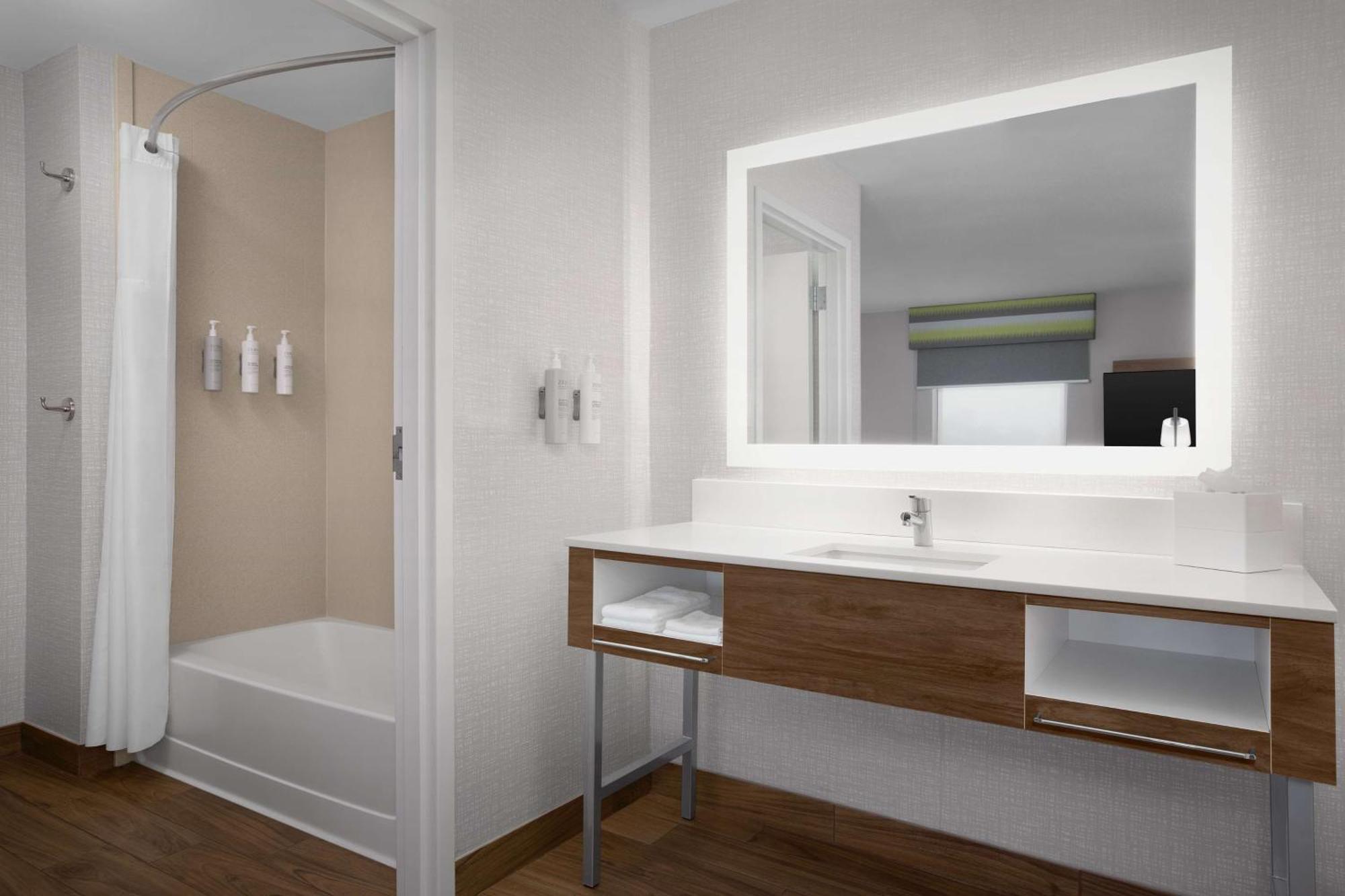 Hampton Inn Yorkville Exteriér fotografie